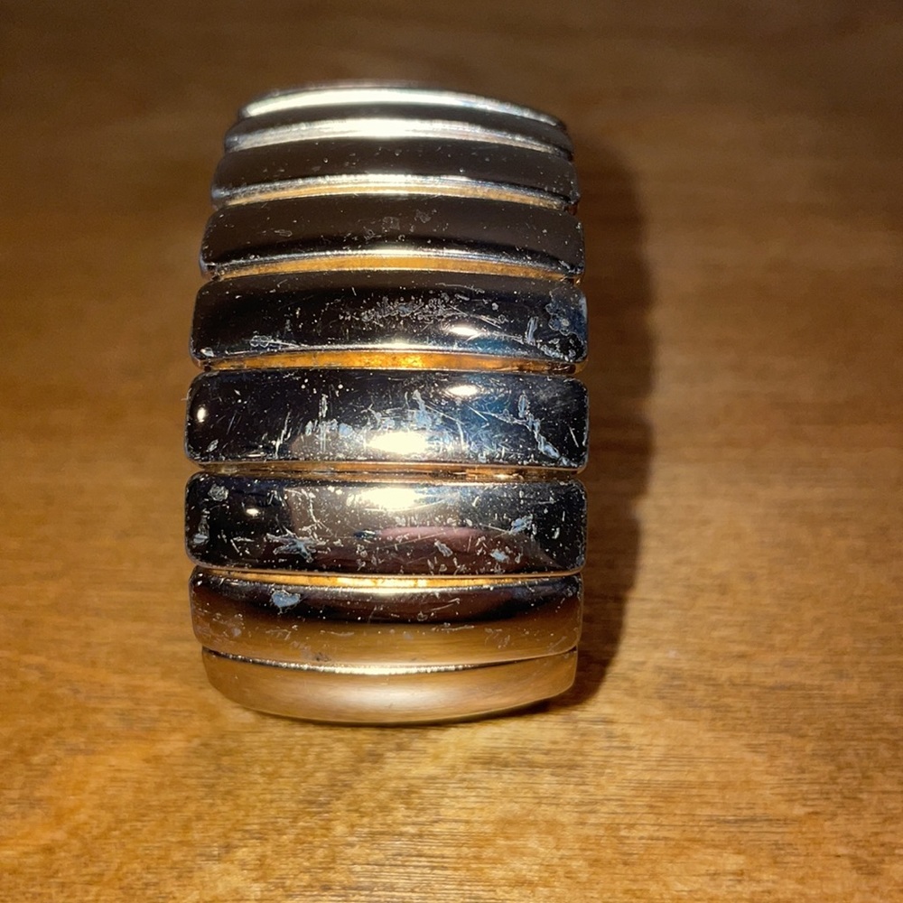 Gold Bracelet - Picture 2 of 2